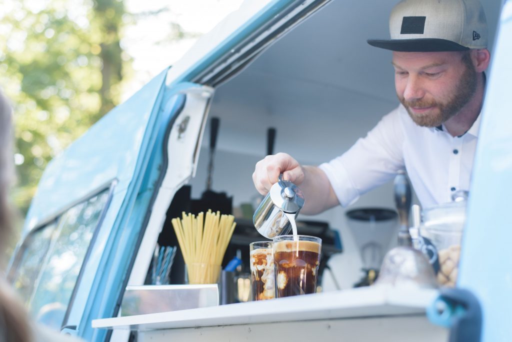 Creating_Ice_Coffee